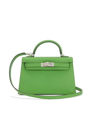 hermes Hermes Epsom Kelly 20 Handbag in Vert Yucca - Green. Size all.