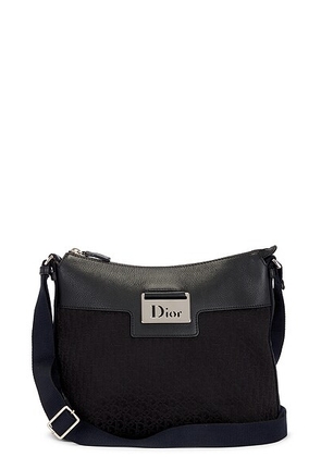 dior Dior Street Chic Messenger Bag in Black - Black. Size all.