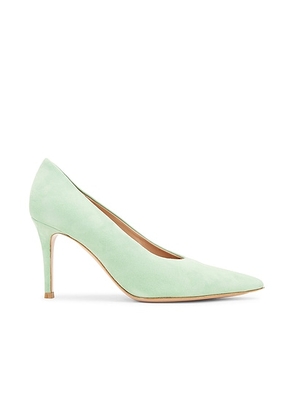 Gianvito Rossi Robbie Pump in Aloe - Mint. Size 40 (also in ).