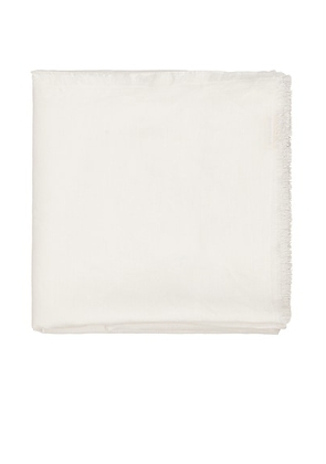 Jenni Kayne Frayed Linen 68x100 Tablecloth in Ivory - Ivory. Size all.