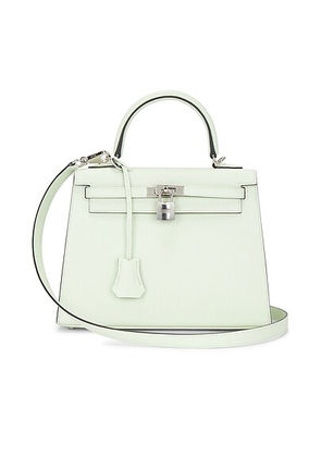 hermes Hermes Epsom Kelly Sellier 25 Handbag in Vert Fizz - Mint. Size all.