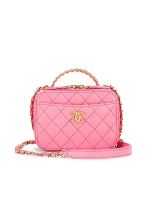 chanel Chanel Caviar Vanity Case in Pink - Pink. Size all.