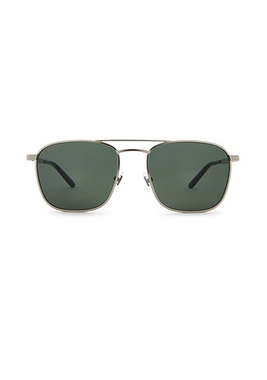 Gucci Square Frame Sunglasses in Silver - Grey. Size all.