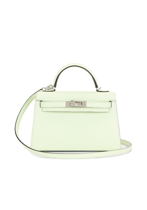 hermes Hermes Epsom Kelly 20 Handbag in Vert Fizz - Sage. Size all.