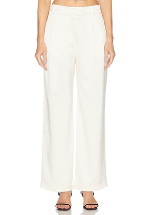 Fleur du mal Satin Relaxed Pant in Vanilla - Ivory. Size 4 (also in 6, 8).