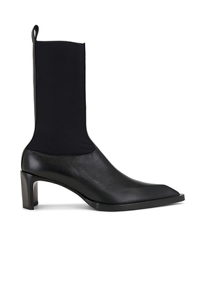Jil Sander Ankle Boot in Black - Black. Size 36 (also in 36.5, 37.5, 38, 38.5, 39.5, 40, 41).