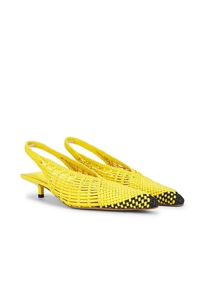 JACQUEMUS Les Cubisto Banane in Yellow - Yellow. Size 36 (also in 37, 38, 41).