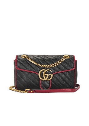 gucci Gucci GG Marmont Shoulder Bag in Black - Black. Size all.