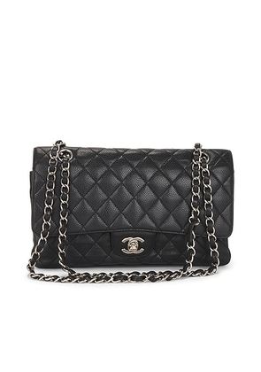 chanel Chanel Caviar Double Flap Bag in Black - Black. Size all.
