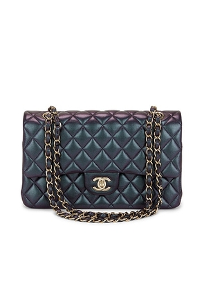 chanel Chanel Lambskin Flap Bag in Purple - Purple. Size all.