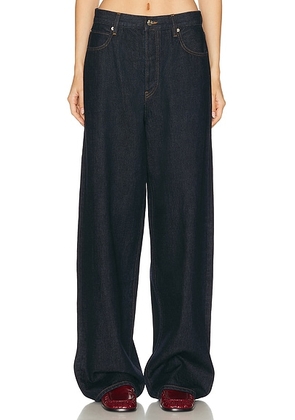 FRAME X Amelia Gray The Detour Jeans in Rinse - Blue. Size 24 (also in 26, 27, 28, 32).