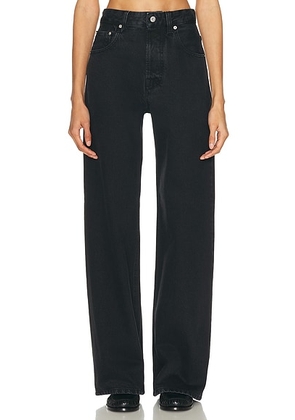 JACQUEMUS Le De-nimes Large in Black - Black. Size 25 (also in 27, 28, 30, 31).