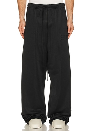 Fear of God ESSENTIALS Lounge Sweatpant in Vintage Black - Black. Size L (also in M, XL/1X, XXL/2X).