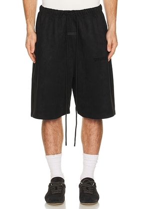 Fear of God ESSENTIALS Relaxed Short in Vintage Black - Black. Size L (also in M, S, XL/1X, XS, XXL/2X).