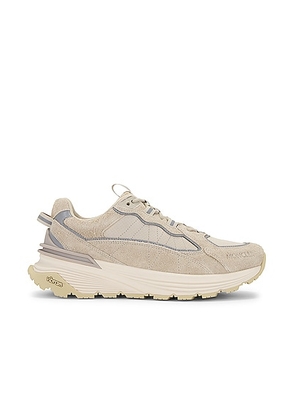 Moncler Lite Runner Sneaker in Beige - White. Size 41 (also in 42).