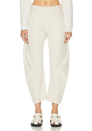 NILI LOTAN Shon Pant in Winter White - White. Size 8 (also in ).