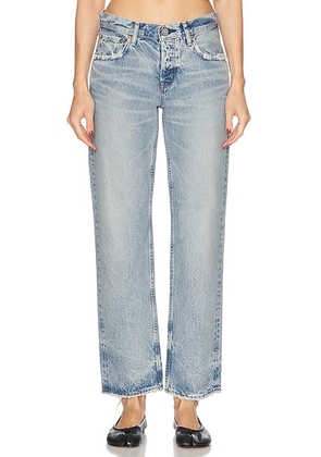 Moussy Vintage Wildwood Straight Low Jeans in Light Blue - Blue. Size 30 (also in 31, 32).