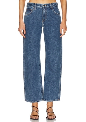 KHAITE Kerrie Straight Leg Jeans in Boone - Denim-Medium. Size 24 (also in 25, 26, 27, 28, 29, 30, 31, 32).