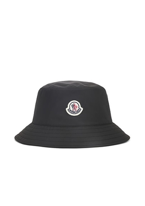 Moncler Bucket Hat in Navy - Black. Size L (also in ).