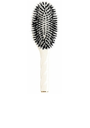 La Bonne Brosse Large Brush N03 in Creamy White - White. Size all.