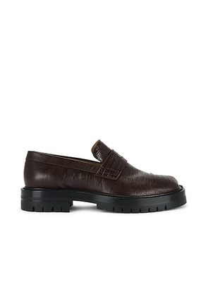 Maison Margiela Tabi County Loafer in Coffee Bean - Brown. Size 42 (also in ).