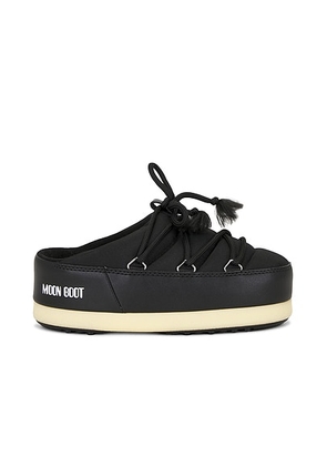 MOON BOOT Evx Mule Nylon Boot in Black - Black. Size 35/36 (also in 37/38, 39/40, 41/42).