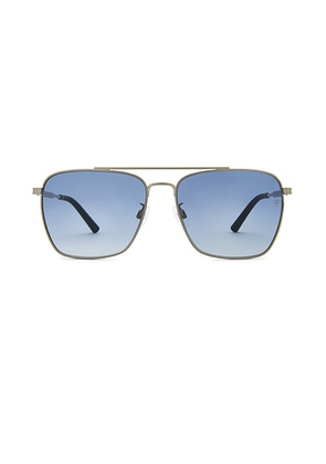 Oliver Peoples R-15 Sunglasses in Brushed Silver & Sky Gradient - Metallic Silver. Size all.
