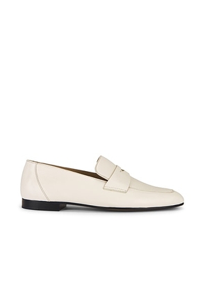 LE MONDE BÉRYL Placket Loafer in Ecru - Ivory. Size 36.5 (also in 41).