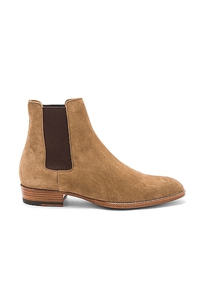 Saint Laurent Suede Wyatt Chelsea Boots in Light Cigar - Brown. Size 40 (also in 41).