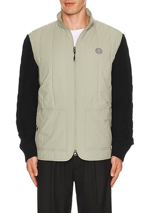 Malbon Golf Isle Hybrid Jacket in Sea Spray - Green,Black. Size L (also in S, XL/1X).