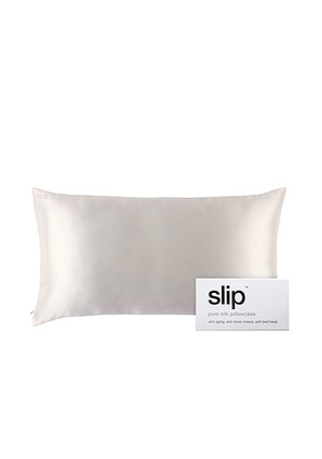 Slip King Pure Silk Pillowcase in White - White. Size all.