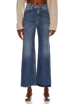 Toteme Boot Leg Jeans in Mid Blue - Denim-Dark. Size 29 (also in ).