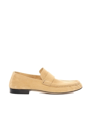 The Row Soft Mocassin in Yellow Linen - Beige. Size 36 (also in 37, 38, 39, 39.5, 40, 41).