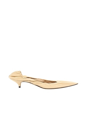 The Row Liisa Kitten Pump in Ecru - Ivory. Size 36.5 (also in 37, 37.5, 38, 39.5, 42).