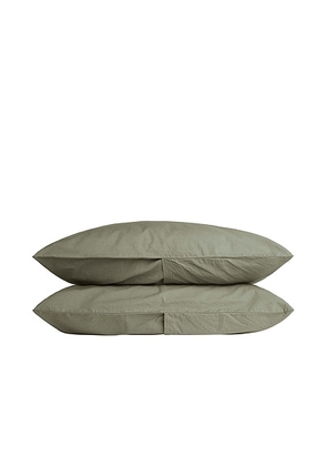 Parachute Percale Pillowcase Set in Moss - Green. Size STANDARD (also in ).