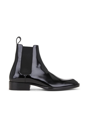 Saint Laurent Vadim 25 Chelsea Boot in Nero - Black. Size 41 (also in 45).