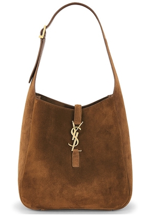 Saint Laurent Small Le 5 A 7 Supple Shoulder Bag in Orange Caramel Cognac - Brown. Size all.