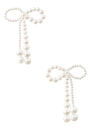 Sophie Bille Brahe Grande Rosette De Perles Earrings in 14k Recycled Yellow Gold & Freshwater Pearls - Ivory. Size all.