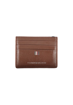 Sleek Leather Card Holder with Contrast Detailing