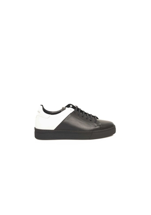 Black And White COW Leather Sneaker - EU42/US9