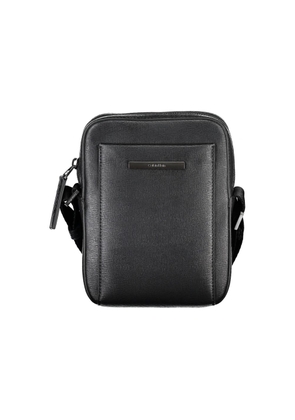 Elegant Black Shoulder Bag with Sleek Detailing