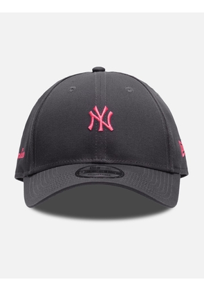 New York Yankees Mini Logo 9Forty Cap