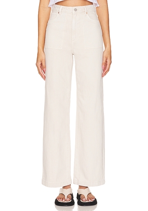 Abrand 94 High & Wide Jeans in Ivory. Size 25. Also in 31, 33.