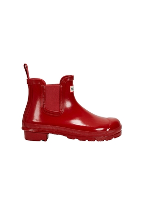 Hunter Original Chelsea Gloss Boot in Red. Size 10. Also in 6, 7, 8, 9.