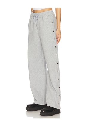 SEROYA Lila Sweatpant in Grey. Size M. Also in XL.