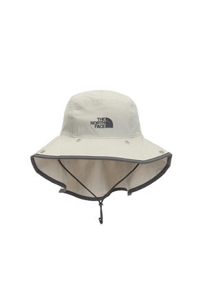 The North Face Class V Convertible Sunshield in Grey. Size L/XL. Also in S/M.