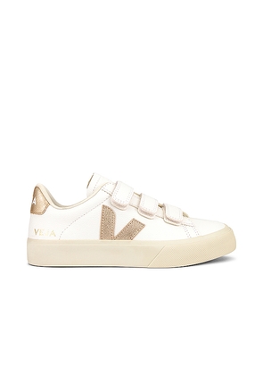 Veja Recife Sneaker in White. Size 36. Also in 37, 38, 39, 40, 41.