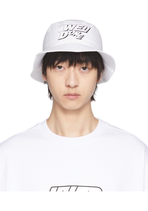 We11done White Basic Logo Bucket Hat