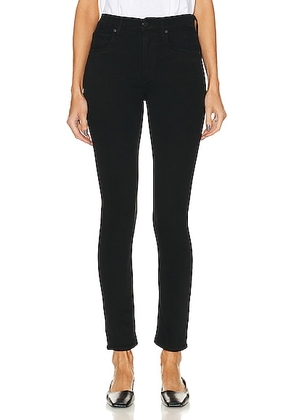 Citizens of Humanity Sloane Skinny in Plush Black - Black. Size 26 (also in ).