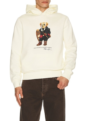 Polo Ralph Lauren Seasonal Fleece Novelty Bear Hoodie in Clubhouse Cream - Cream. Size L (also in ).